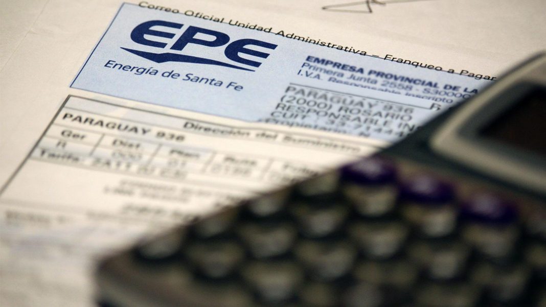¿Cómo ahorrar hasta $30.000 por mes en la factura de luz y gas con este truco?